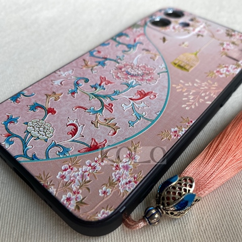 ピンクの瑠璃烏龍柄のスマホケース